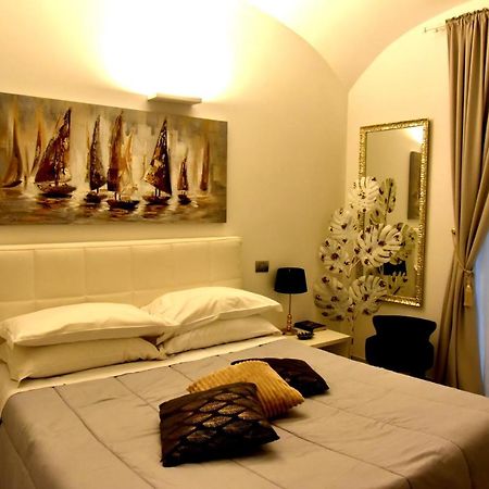 Conte Max Rooms Termoli Exterior photo